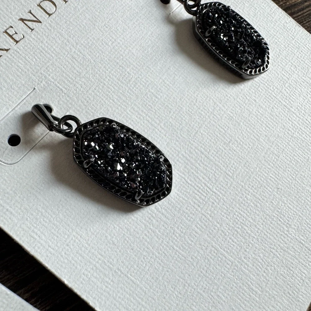 Kendra Scott Custom Black Earring Set - Picture 6 of 8